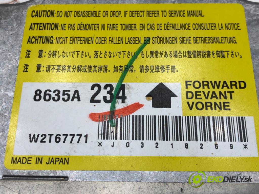 MITSUBISHI MIRAGE / SPACE STAR VI liftback (A0_A) 2012 - 2022    1.0 (A05A) 52 kW [71 KM] benzyna 2012 - 2022  senzor airbag 8635A234 (Snímač)