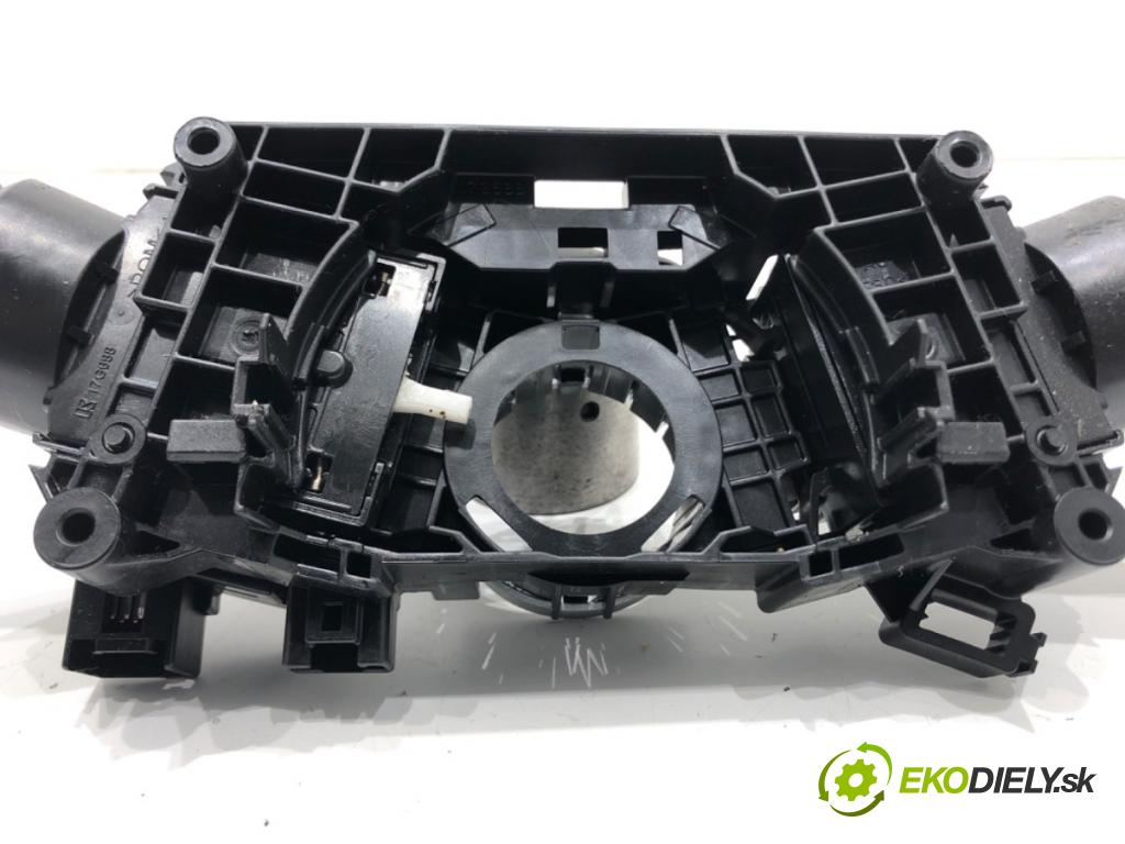 MITSUBISHI MIRAGE / SPACE STAR VI liftback (A0_A) 2012 - 2022    1.0 (A05A) 52 kW [71 KM] benzyna 2012 - 2022  Prepínač kombinovaný 8617A010 (Prepínače, spínače, tlačidlá a ovládače kúrenia)
