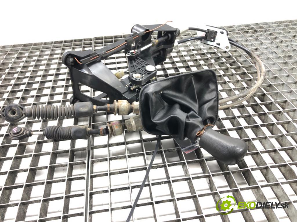 MITSUBISHI MIRAGE / SPACE STAR VI liftback (A0_A) 2012 - 2022    1.0 (A05A) 52 kW [71 KM] benzyna 2012 - 2022  Kulisa  (Rýchlostná páka (kulisa))