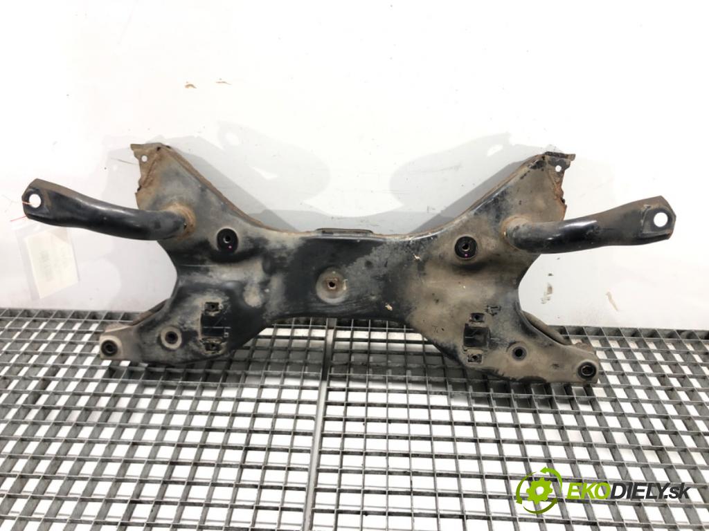 MITSUBISHI MIRAGE / SPACE STAR VI liftback (A0_A) 2012 - 2022    1.0 (A05A) 52 kW [71 KM] benzyna 2012 - 2022  výztuha pod motor  (Výztuhy přední)