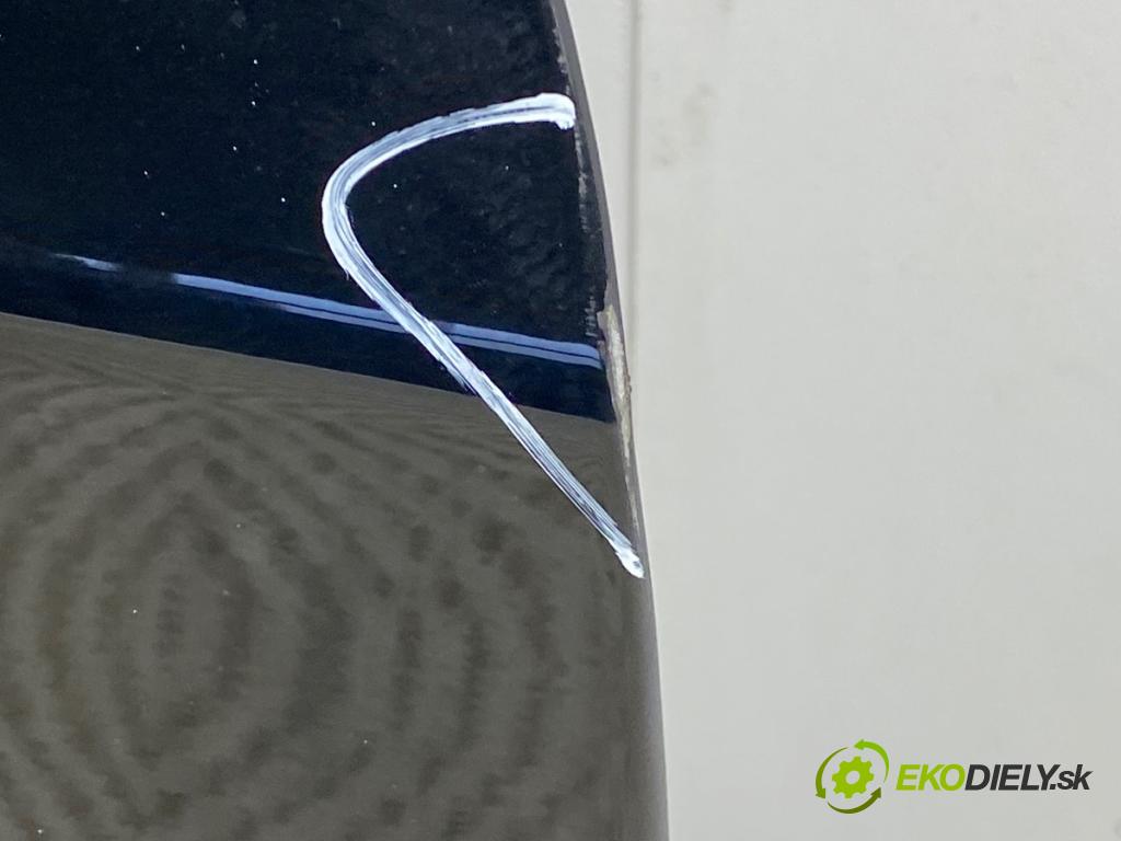 BMW E91 Kombi 2008 105 kW 318 d 1995 dveře pravý přední část