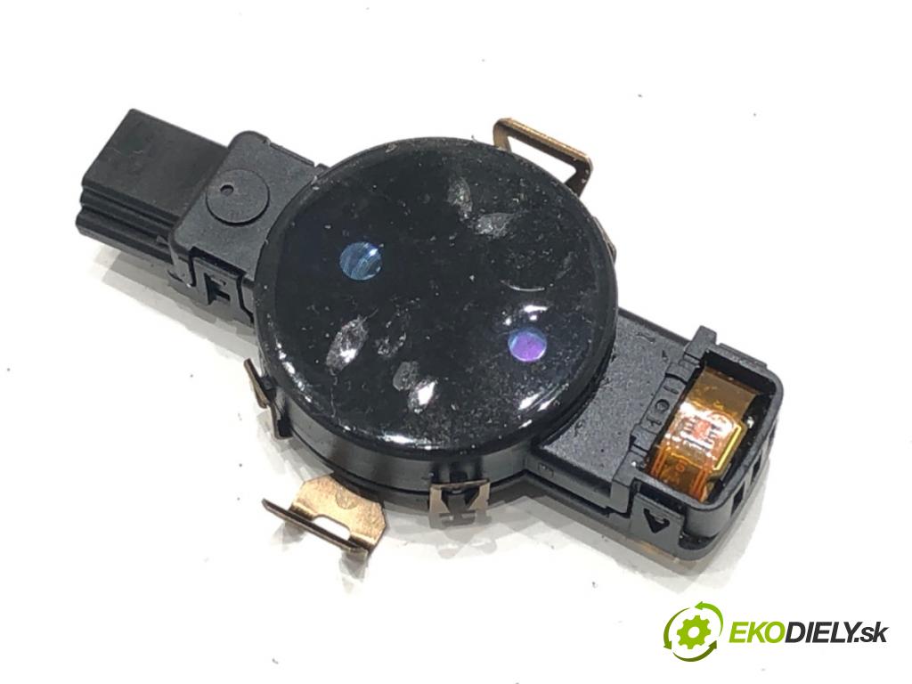 VW TIGUAN ALLSPACE (BW2, BJ2) 2017 - 2022    2.0 TSI 4motion 140 kW [190 KM] benzyna 2018 - 2022  Snímač dažďa 5Q0955547B (Snímače dažďa)