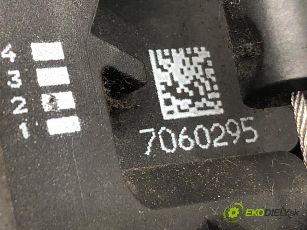 BMW 3 Touring (E91) 2004 - 2012    318 d 105 kW [143 KM] olej napędowy 2007 - 2012  zámok dveře levý zadní část 7060295