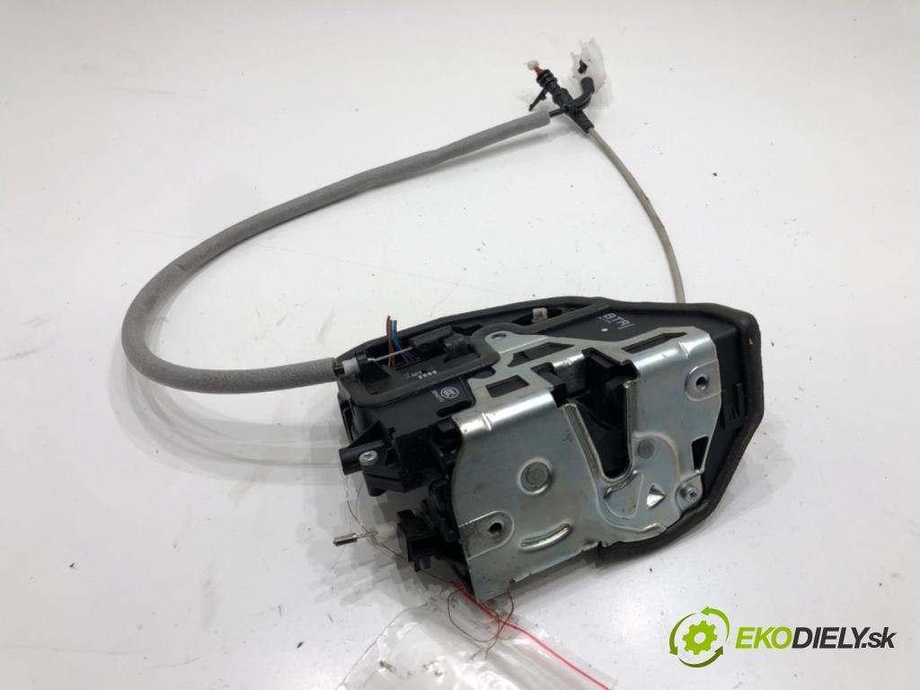 BMW 3 Touring (E91) 2004 - 2012    318 d 105 kW [143 KM] olej napędowy 2007 - 2012  zámok dveře pravý přední část 7059974