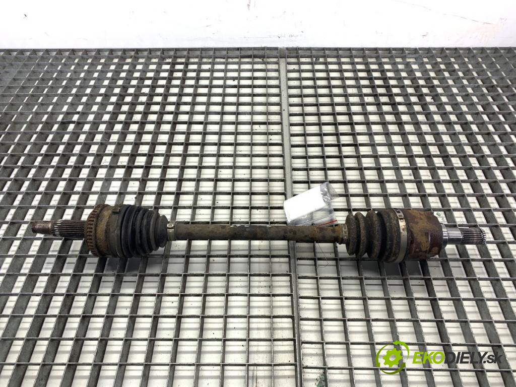 HYUNDAI ELANTRA V sedan 2011 97 kW 1.6 1591 poloos levý přední část 