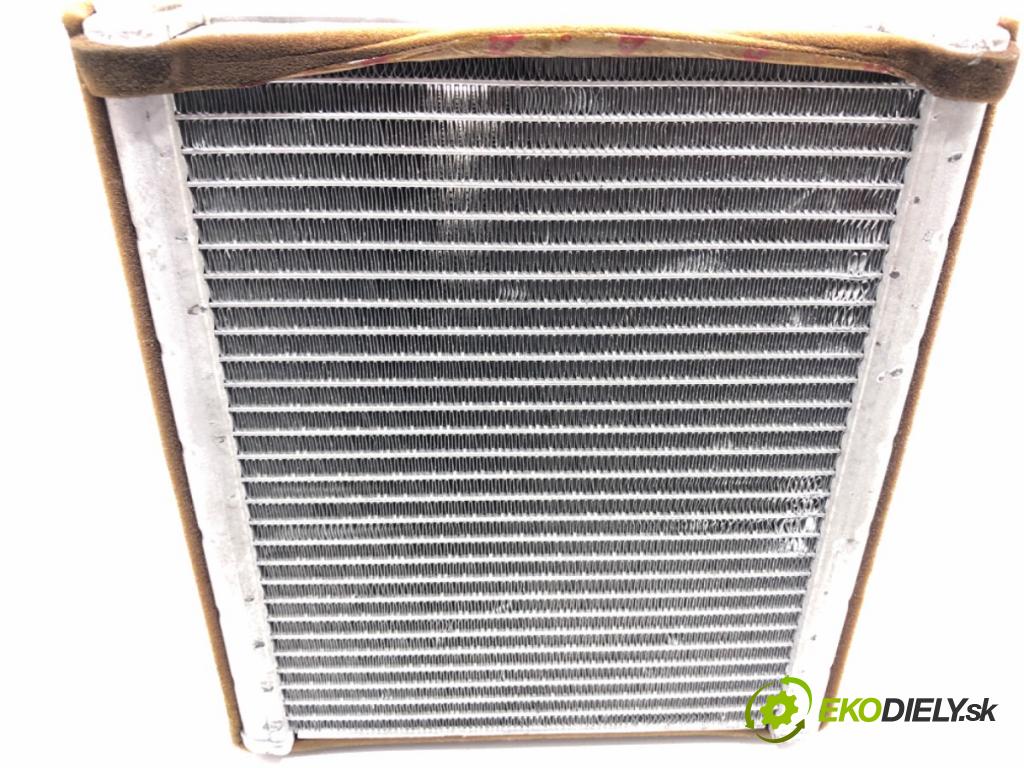 HYUNDAI ELANTRA V sedan (MD, UD) 2010 - 2022    1.6 97 kW [132 KM] benzyna 2011 - 2015  topné těleso radiátor topení  (Radiátory topení)