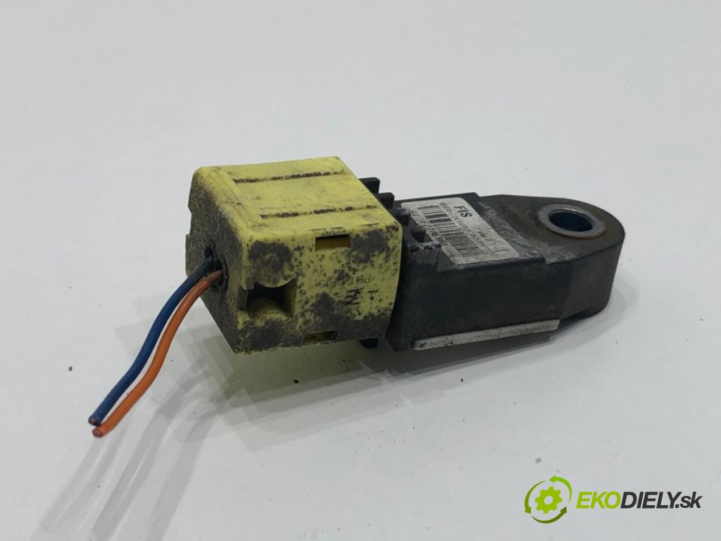 HYUNDAI ELANTRA V sedan (MD, UD) 2010 - 2022    1.6 97 kW [132 KM] benzyna 2011 - 2015  Snímač nárazu 95930-3X100 (Snímač nárazu)