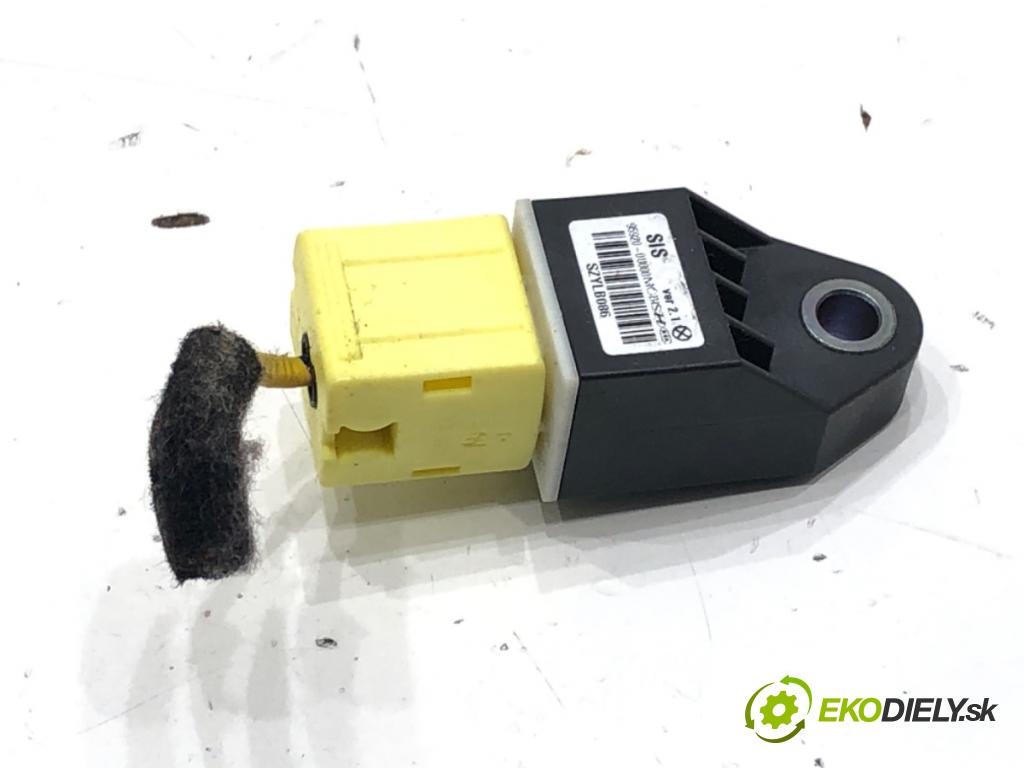 HYUNDAI ELANTRA V sedan (MD, UD) 2010 - 2022    1.6 97 kW [132 KM] benzyna 2011 - 2015  Snímač nárazu 95920-0U00M (Snímač nárazu)