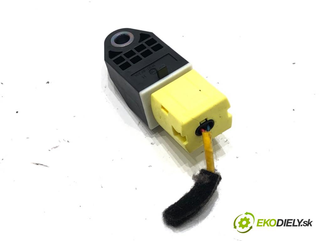 HYUNDAI ELANTRA V sedan (MD, UD) 2010 - 2022    1.6 97 kW [132 KM] benzyna 2011 - 2015  Snímač nárazu 95920-0U00M (Snímač nárazu)