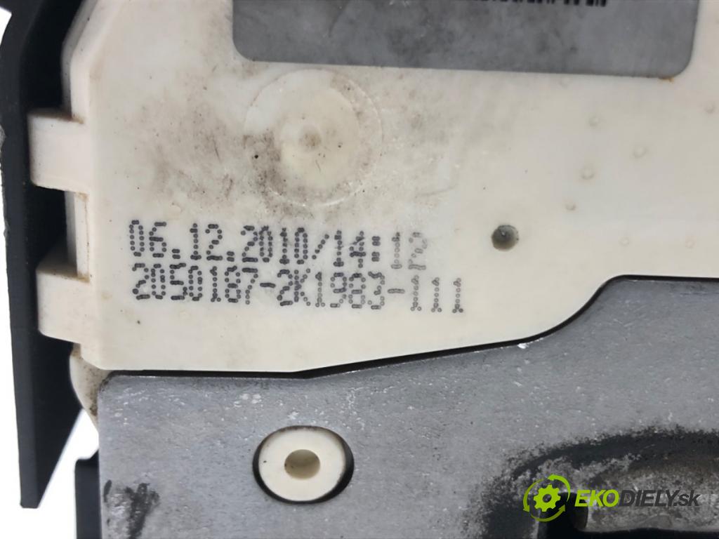 MINI MINI (R50, R53) 2001 - 2006    Cooper 85 kW [116 KM] benzyna 2001 - 2006  zámok dveře pravý přední část 0556769