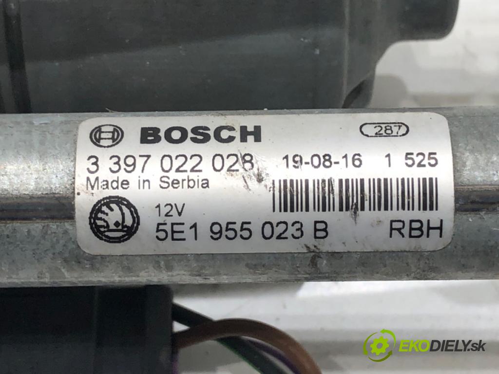 SKODA OCTAVIA III Combi (5E5, 5E6) 2012 - 2022    1.6 TDI 85 kW [115 KM] olej napędowy 2017 - 2022  Mechanizmus stieračov predný 5E1955023B (Motorčeky stieračov predné)