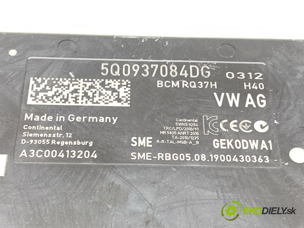 SKODA OCTAVIA III Combi (5E5, 5E6) 2012 - 2022    1.6 TDI 85 kW [115 KM] olej napędowy 2017 - 2022  Modul komfortu 5Q0937084DG (Moduly komfortu)