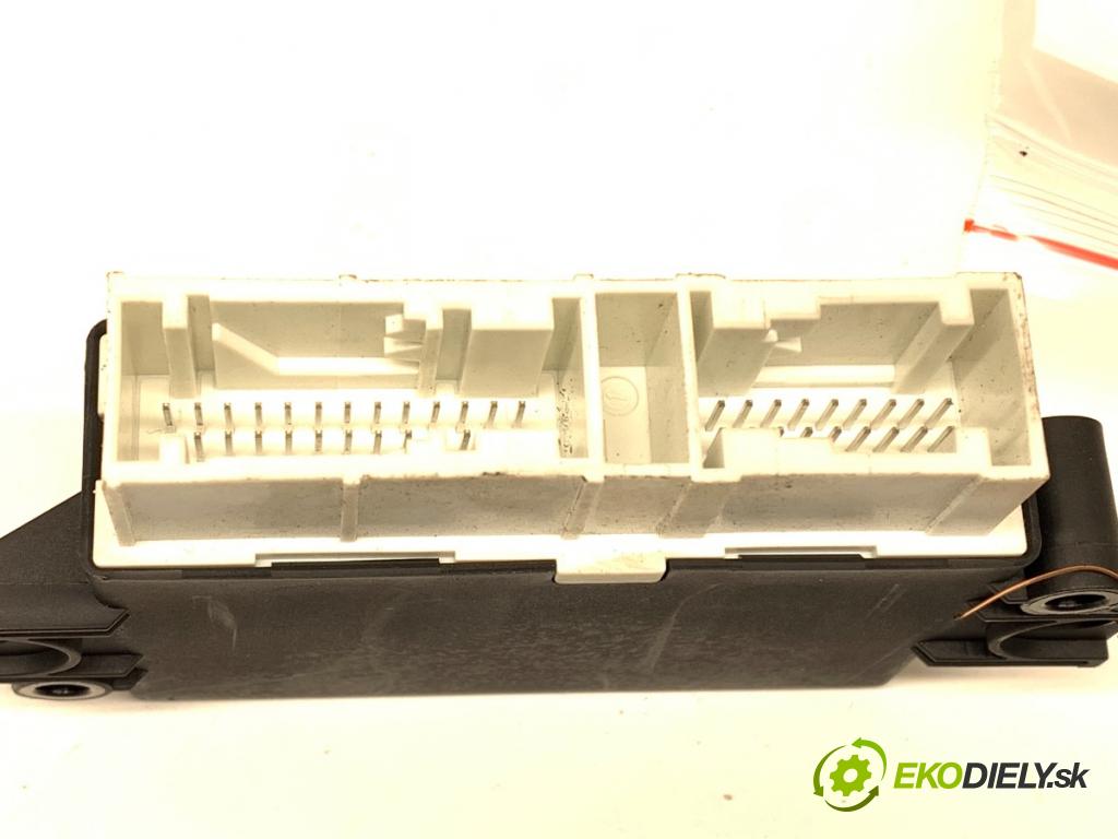 SKODA OCTAVIA III Combi (5E5, 5E6) 2012 - 2022    1.6 TDI 85 kW [115 KM] olej napędowy 2017 - 2022  Modul PDC 5QA919283E (Ostatné)