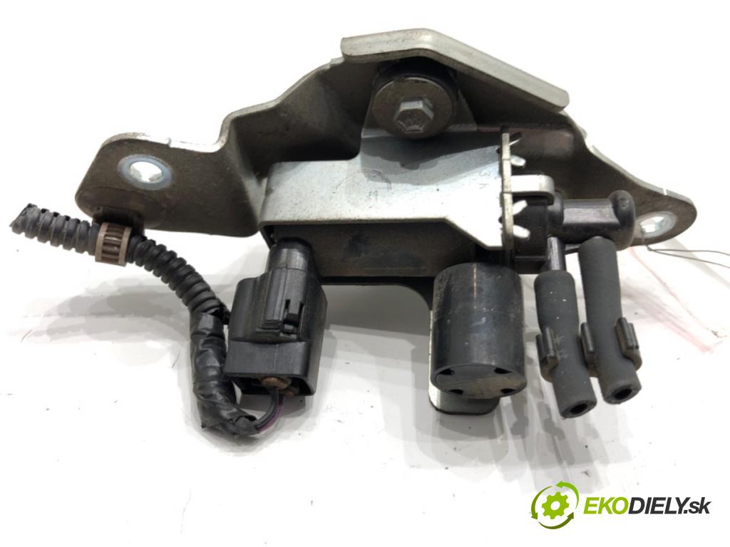 TOYOTA AURIS (_E15_) 2006 - 2012    1.4 D-4D (NDE150_) 66 kW [90 KM] olej napędowy 2007 - 2012  Ventil tlaku 25819-33030 (Ventily)