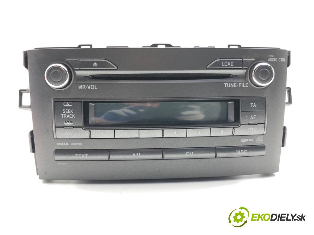 TOYOTA AURIS (_E15_) 2006 - 2012    1.4 D-4D (NDE150_) 66 kW [90 KM] olej napędowy 2007 - 2012  RADIO 86120-02570 (Audio zariadenia)