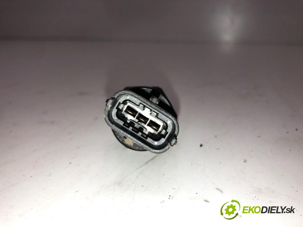 TOYOTA AURIS (_E15_) 2006 - 2012    1.4 D-4D (NDE150_) 66 kW [90 KM] olej napędowy 2007 - 2012  Snímač tlaku paliva 0281002871 (Snímače)
