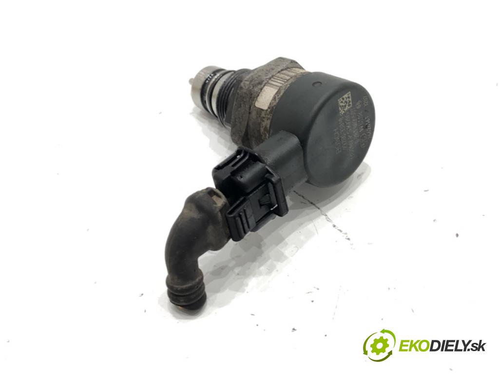TOYOTA AURIS (_E15_) 2006 - 2012    1.4 D-4D (NDE150_) 66 kW [90 KM] olej napędowy 2007 - 2012  Snímač tlaku paliva 23280-33010 (Snímače)