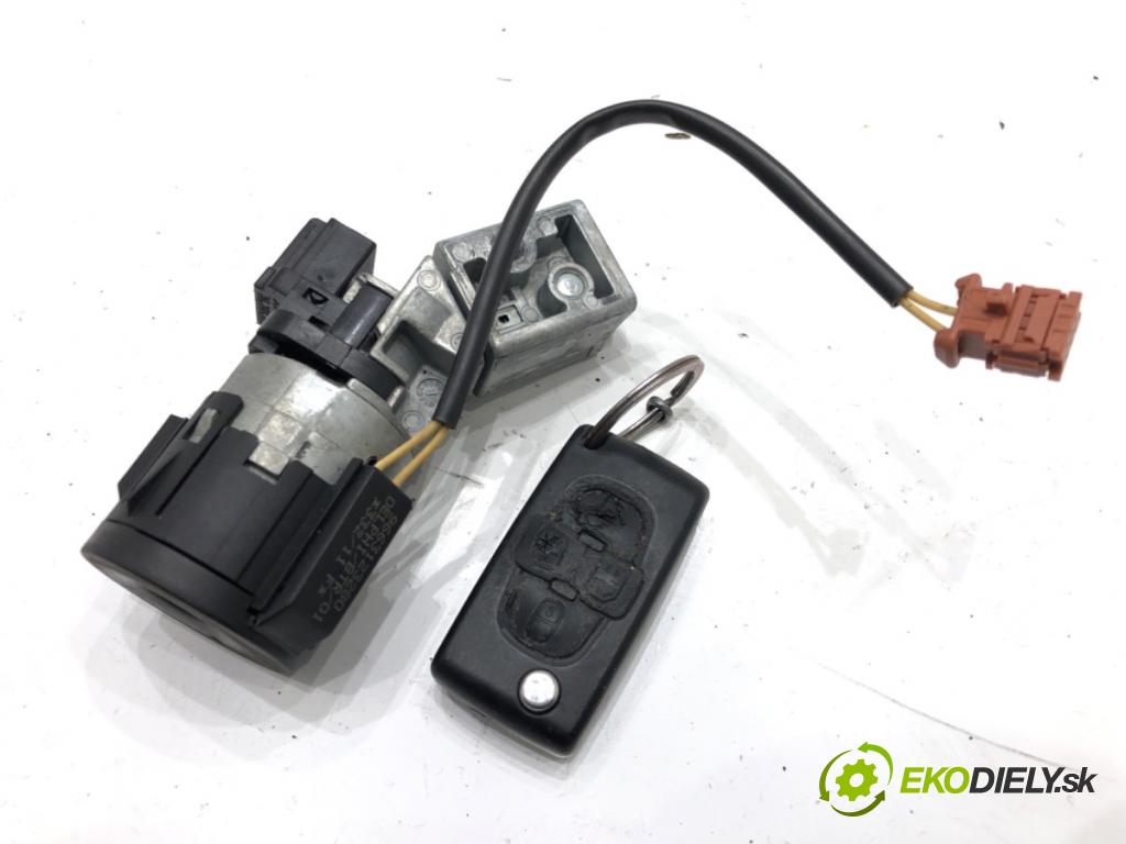 PEUGEOT 807 (EB_) 2002 - 2022    2.0 HDI 100 kW [136 KM] olej napędowy 2006 - 2022  spinačka 36410600 (Spínacie skrinky a kľúče)