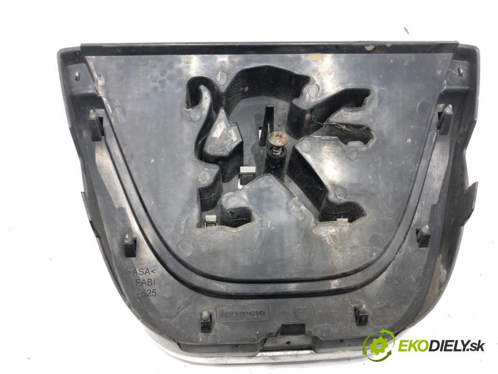 PEUGEOT 807 (EB_) 2002 - 2022    2.0 HDI 100 kW [136 KM] olej napędowy 2006 - 2022  mřížka maska 1401325177 (Mřížky (masky) chladičů)