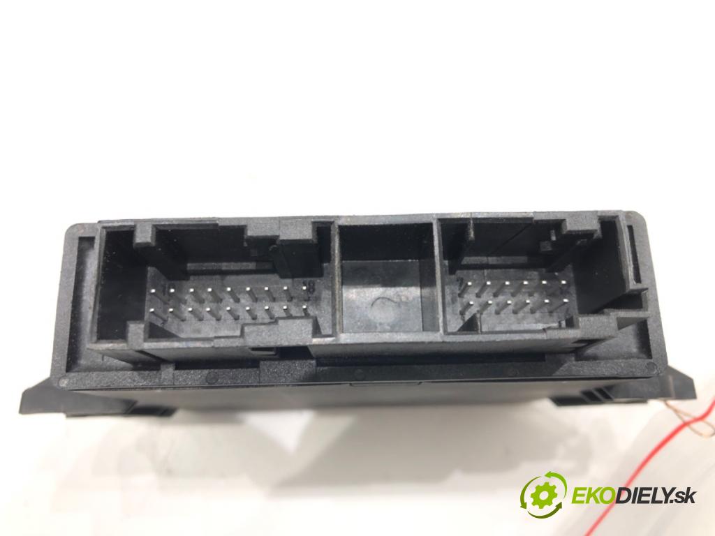 PEUGEOT 807 (EB_) 2002 - 2022    2.0 HDI 100 kW [136 KM] olej napędowy 2006 - 2022  Modul PDC 9661496880 (Ostatné)