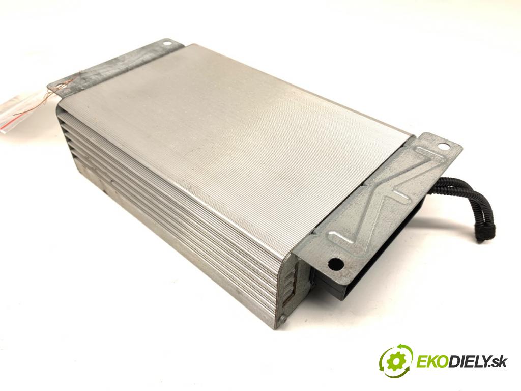 AUDI A6 C6 (4F2) 2004 - 2011    2.4 130 kW [177 KM] benzyna 2004 - 2008  Zosilňovač 4F0910223B (Zosilňovače)