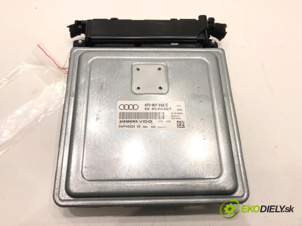 AUDI A6 C6 (4F2) 2004 - 2011    2.4 130 kW [177 KM] benzyna 2004 - 2008  riadiaca jednotka Motor 4F0907552C (Riadiaca jednotka)