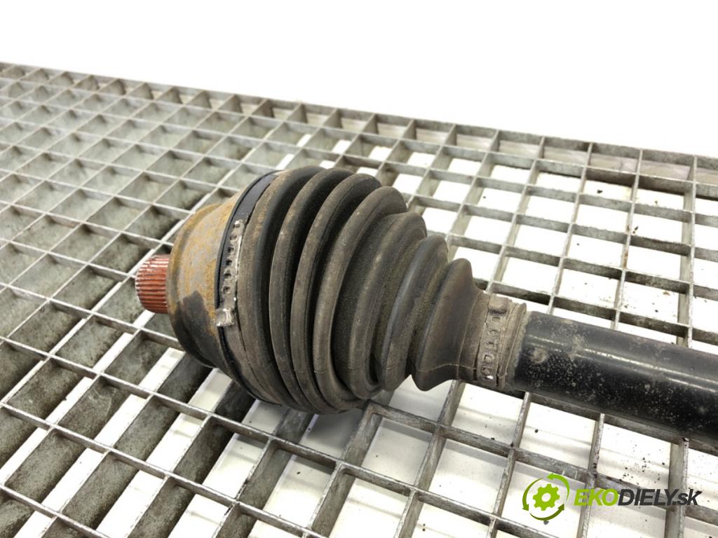 AUDI A6 C6 (4F2) 2004 - 2011    2.4 130 kW [177 KM] benzyna 2004 - 2008  Poloos pravy predný 4F0407272G