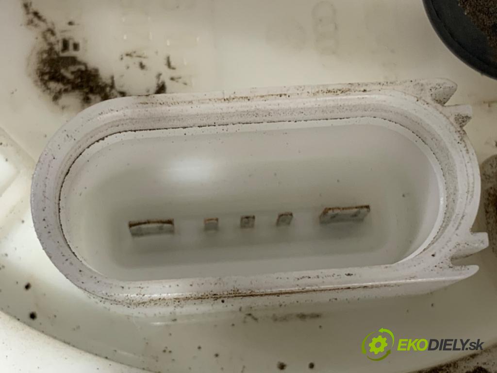 AUDI A6 C6 (4F2) 2004 - 2011    2.4 130 kW [177 KM] benzyna 2004 - 2008  pumpa paliva 4F0919051P