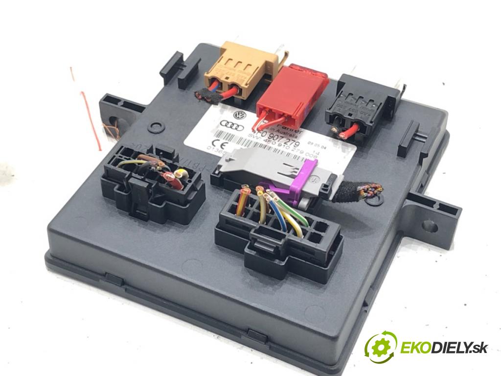 AUDI A6 C6 (4F2) 2004 - 2011    2.4 130 kW [177 KM] benzyna 2004 - 2008  Modul svetiel 4F0907279 (Ostatné)