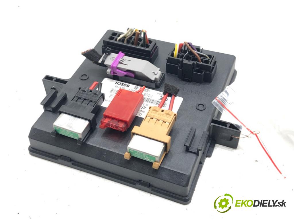 AUDI A6 C6 (4F2) 2004 - 2011    2.4 130 kW [177 KM] benzyna 2004 - 2008  Modul svetiel 4F0907279 (Ostatné)
