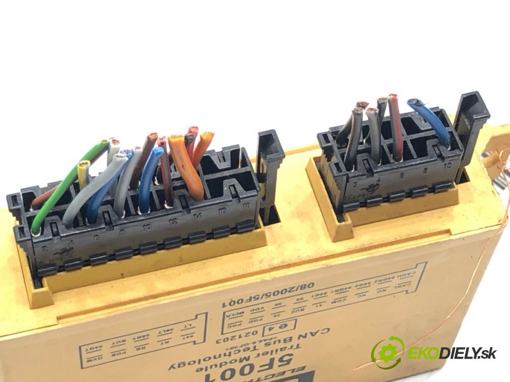 AUDI A6 C6 (4F2) 2004 - 2011    2.4 130 kW [177 KM] benzyna 2004 - 2008  Modul ťažného oka  (Ostatné)