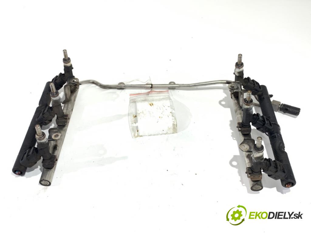 AUDI A6 C6 (4F2) 2004 - 2011    2.4 130 kW [177 KM] benzyna 2004 - 2008  Lišta vstrekovacia 06E971821A (Vstrekovacia lišta)