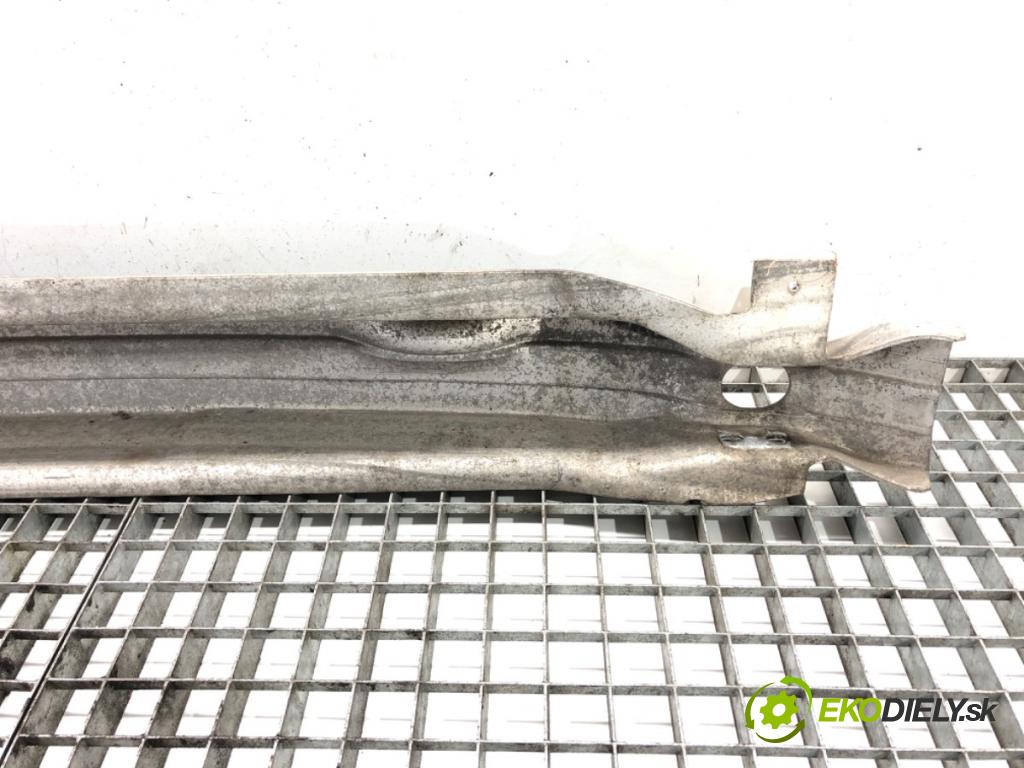 AUDI A6 C6 (4F2) 2004 - 2011    2.4 130 kW [177 KM] benzyna 2004 - 2008  výztuha nárazníka přední část  (Výztuhy přední)