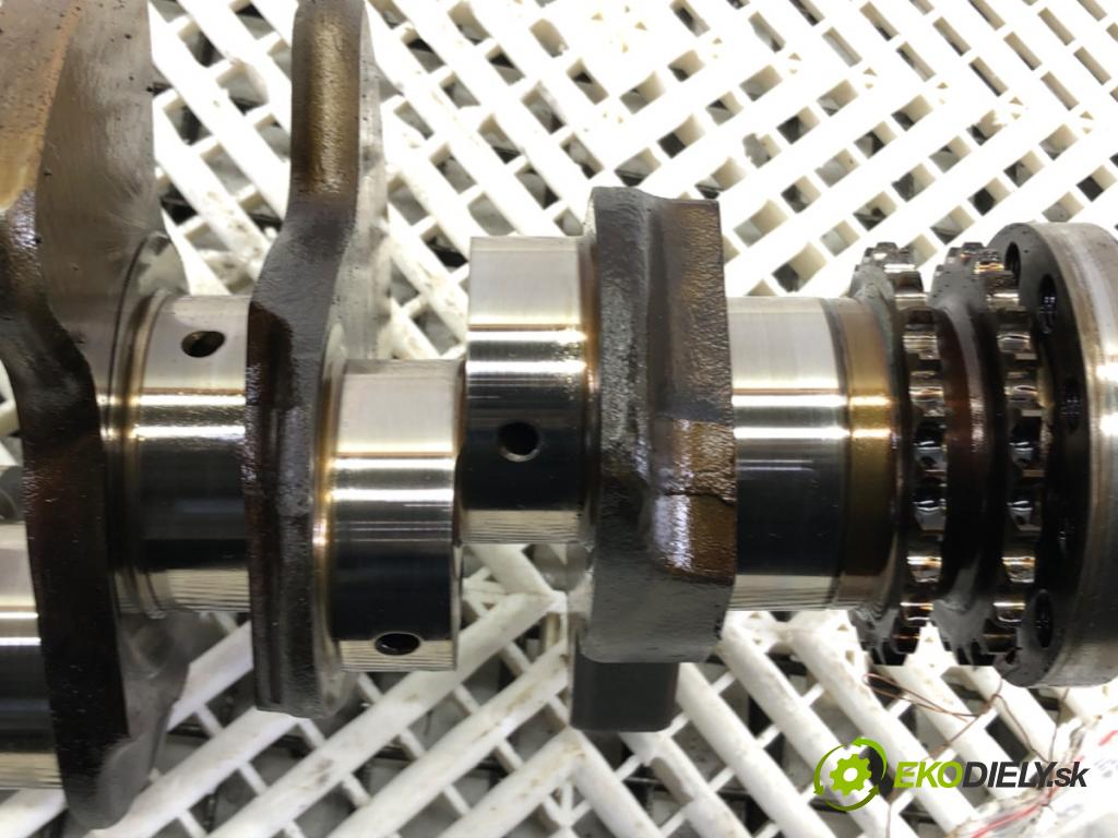 AUDI A6 C6 (4F2) 2004 - 2011    2.4 130 kW [177 KM] benzyna 2004 - 2008  Kardaň, hriadeľ KLIKA: 06E101G (Blok motora ostatné)