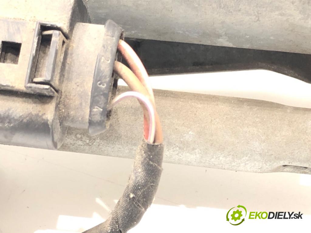 VW TIGUAN (5N_) 2007 - 2018    1.4 TSI 4motion 110 kW [150 KM] benzyna 2007 - 2018  Mechanizmus stieračov predný 5N1955119 (Motorčeky stieračov predné)