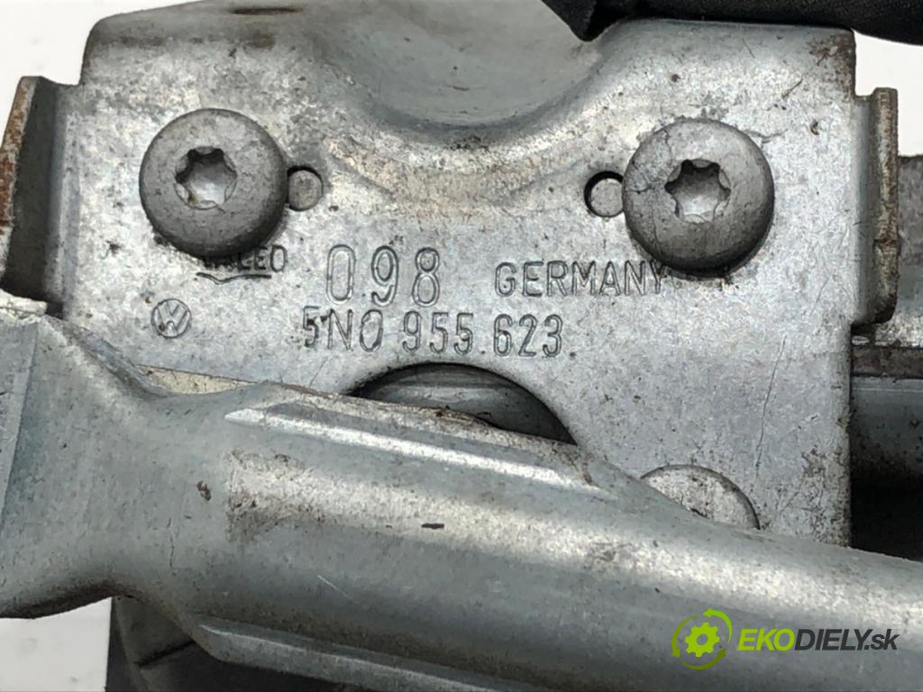 VW TIGUAN (5N_) 2007 - 2018    1.4 TSI 4motion 110 kW [150 KM] benzyna 2007 - 2018  Mechanizmus stieračov predný 5N1955119 (Motorčeky stieračov predné)