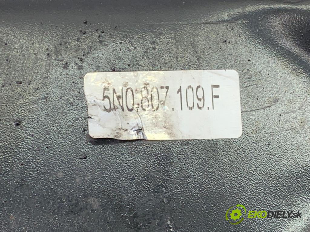 VW TIGUAN (5N_) 2007 - 2018    1.4 TSI 4motion 110 kW [150 KM] benzyna 2007 - 2018  výztuha nárazníka přední část 5N0807109F (Výztuhy přední)