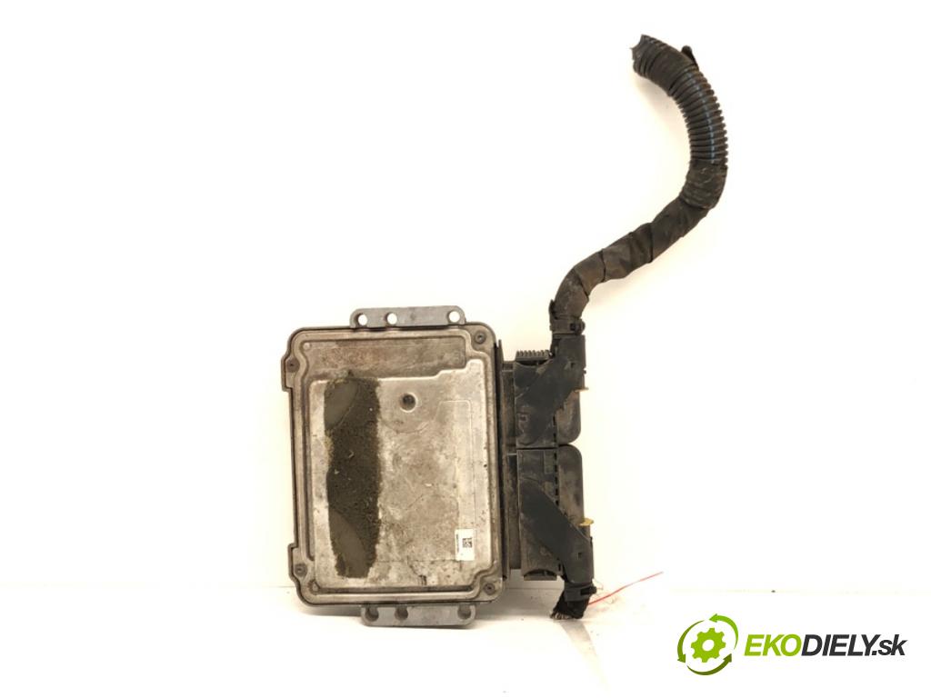 FIAT BRAVO II (198_) 2006 - 2022    1.6 D Multijet (198AXH1B) 77 kW [105 KM] olej napędowy 2007 - 2014  riadiaca jednotka Motor 51852323 (Riadiace jednotky)