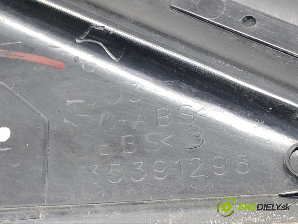 FIAT BRAVO II (198_) 2006 - 2022    1.6 D Multijet (198AXH1B) 77 kW [105 KM] olej napędowy 2007 - 2014  kryt trojuhelník blatníka přední část levá strana 735391298