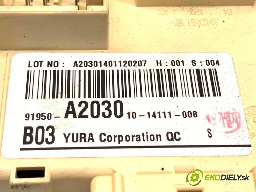 KIA CEED Sportswagon (JD) 2012 - 2018    1.6 CRDi 110 81 kW [110 KM] olej napędowy 2013 - 2018  skříňka poistková 91950-A2030 (Pojistkové skříňky)