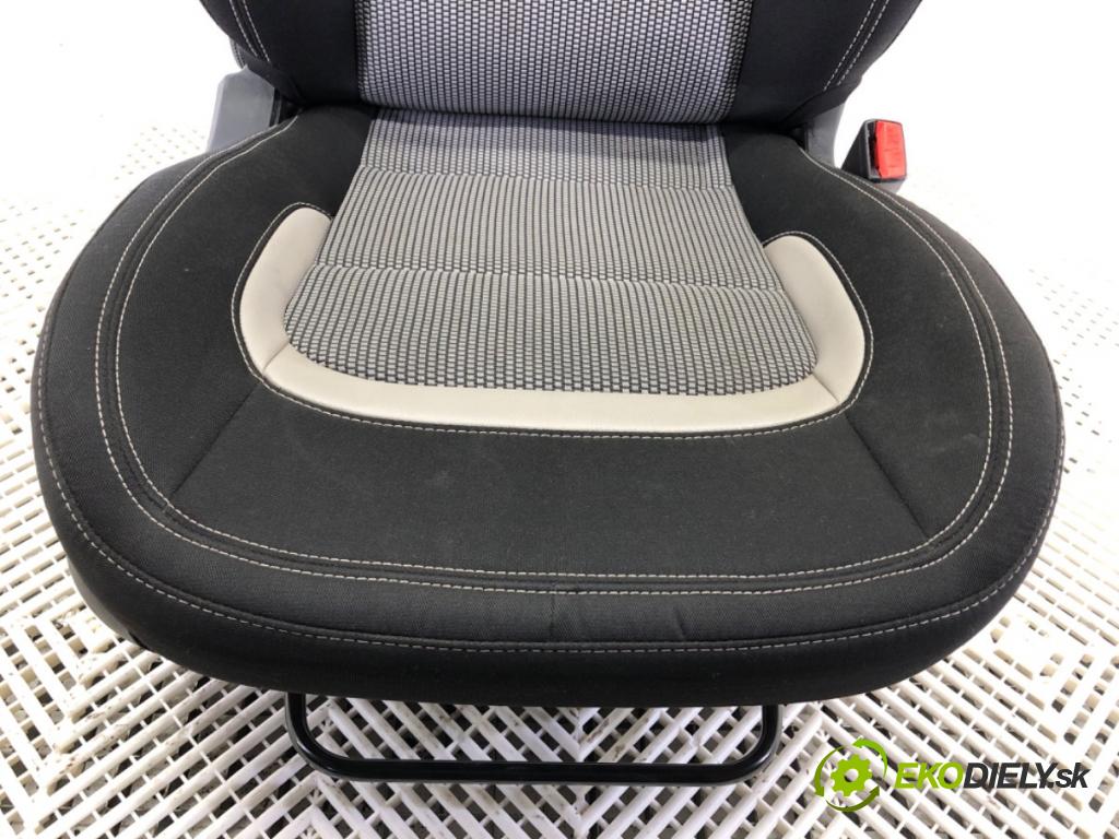 KIA CEED Sportswagon (JD) 2012 - 2018    1.6 CRDi 110 81 kW [110 KM] olej napędowy 2013 - 2018  Sedadlo pravy predný