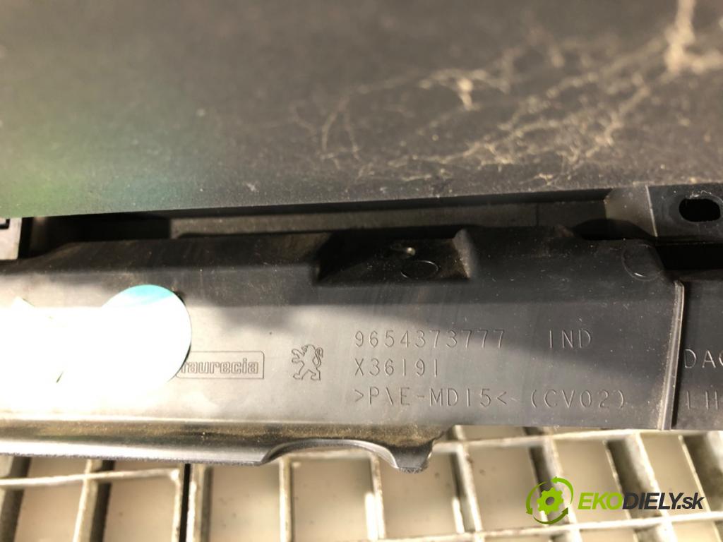 PEUGEOT 207 (WA_, WC_) 2006 - 2015    1.4 16V 65 kW [88 KM] benzyna 2006 - 2013  Priehradka, kastlík spolujazdca  (Priehradky, kastlíky)