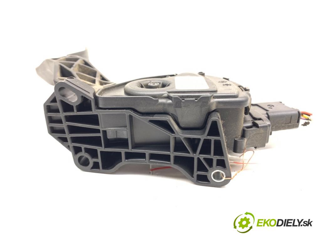 PEUGEOT 207 (WA_, WC_) 2006 - 2015    1.4 16V 65 kW [88 KM] benzyna 2006 - 2013  Potenciometer plynu  (Pedál)