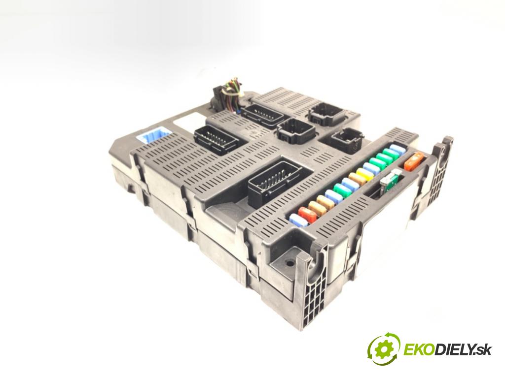 PEUGEOT 207 (WA_, WC_) 2006 - 2015    1.4 16V 65 kW [88 KM] benzyna 2006 - 2013  modul BSI 9659285380 (Pojistkové skříňky)