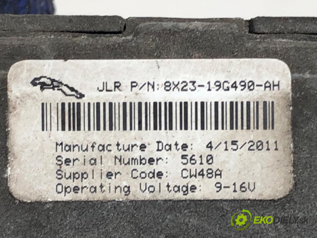 JAGUAR XF I sedan 2013 250 kW 3.0 2995 KAMERA 8X23-19G490-AH