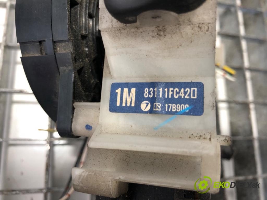 SUBARU FORESTER (SF_) 1997 - 2002    2.0 S Turbo AWD (SF5) 125 kW [170 KM] benzyna 1998 - 2001  Prepínač kombinovaný 83111FC42 (Prepínače, spínače, tlačidlá a ovládače kúrenia)