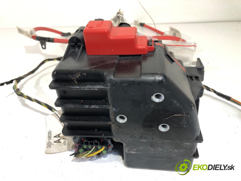 JAGUAR XF I (X250) 2008 - 2015    3.0 250 kW [340 KM] benzyna 2012 - 2015  skříňka poistková CX23-14K131-BC (Pojistkové skříňky)