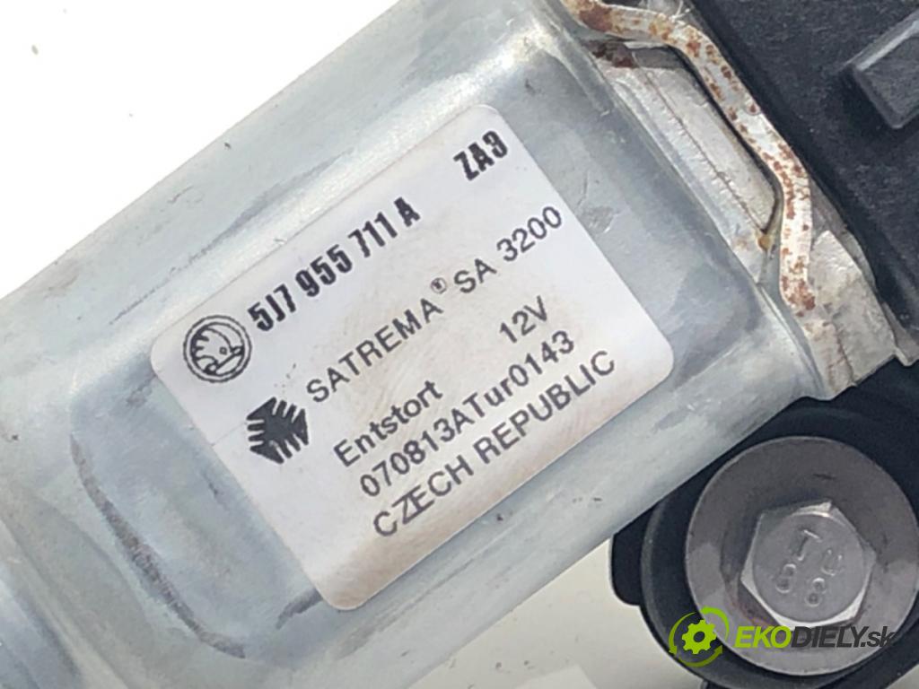 SKODA FABIA II (542) 2006 - 2014    1.2 51 kW [70 KM] benzyna 2007 - 2014  motor stěračů zadní část 5J7955711A