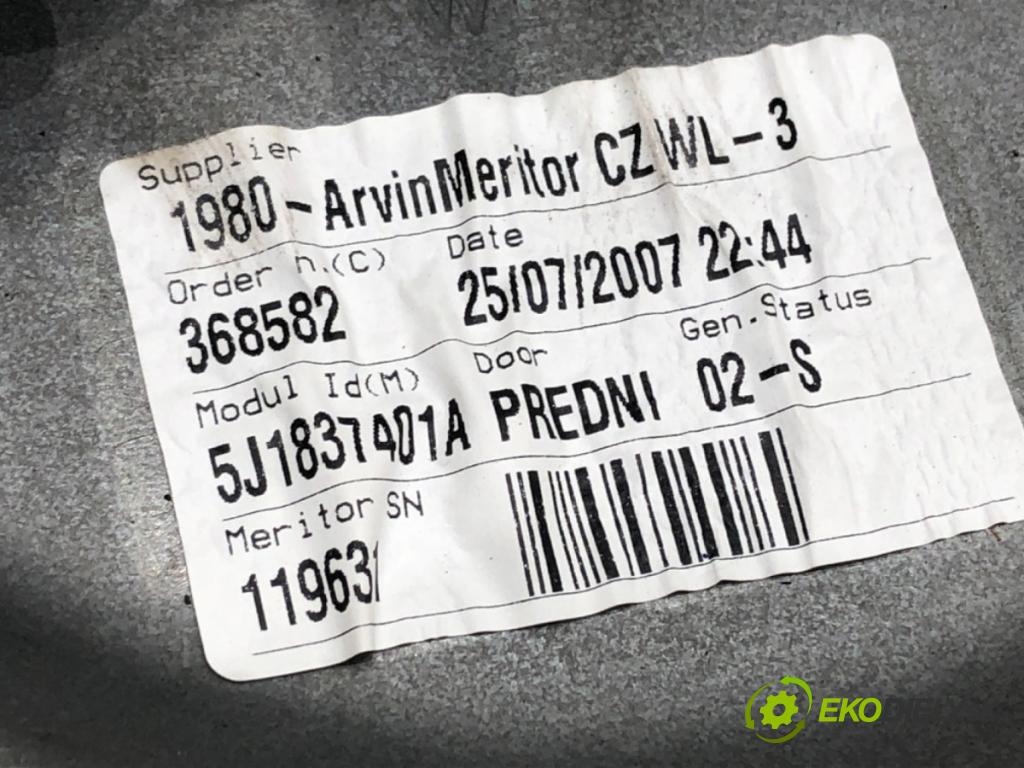 SKODA FABIA II (542) 2006 - 2014    1.2 51 kW [70 KM] benzyna 2007 - 2014  mechanismus okna levý přední část 6Y2959802A