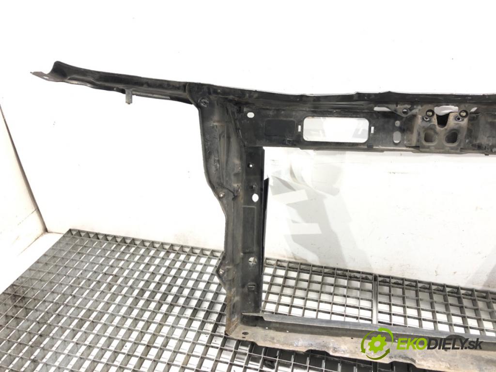 SKODA FABIA II (542) 2006 - 2014    1.2 51 kW [70 KM] benzyna 2007 - 2014  držák přední část  (Výztuhy přední)